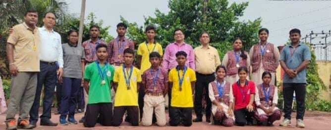क्लस्टर एथलेटिक्स में डीएवी के बच्चों ने जीता 26 पदक