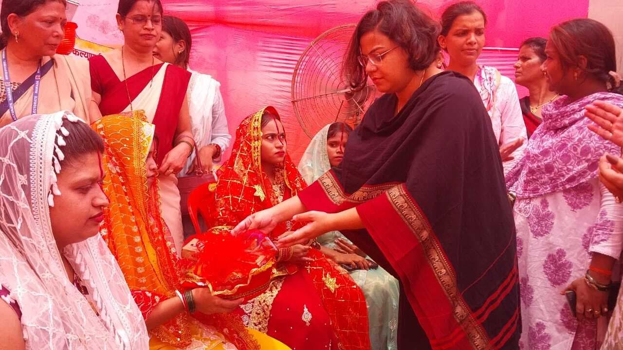 शहर में आकांक्षा हाट का रंगारंग आगाज, स्थानीय कला और हुनर को मिला नया मंच