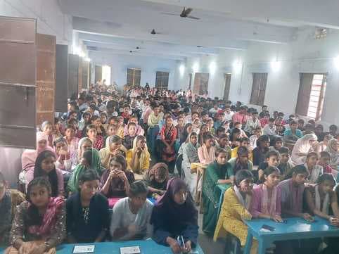 इंटर कॉलेज महागामा में फाइलेरिया जागरूकता रैली का आयोजन