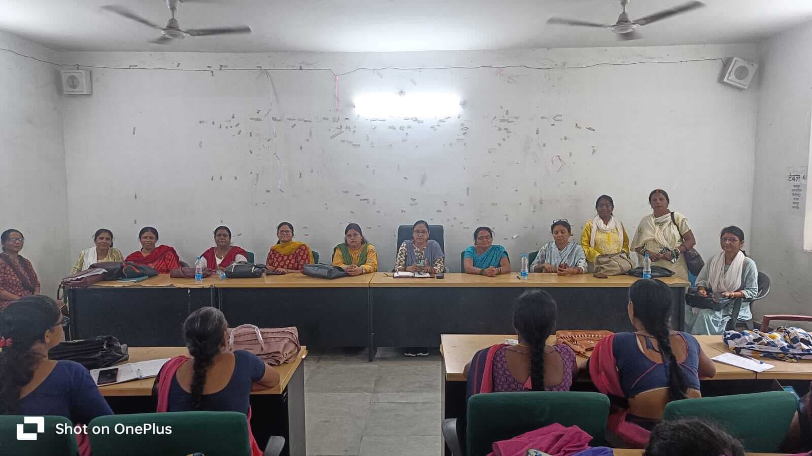 Dhanbad News: स्तनपान मां और शिशु दोनों के लिए लाभदायक : सीडीपीओ