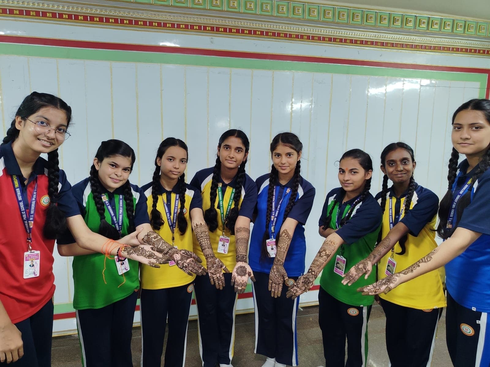 Motihari : एमएस मेमोरियल पब्लिक स्कूल में इंटर हाउस राखी एवं मेहंदी प्रतियोगिता