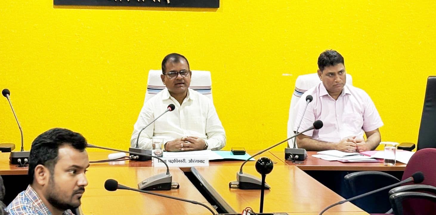 योजनाओं के क्रियान्वयन में लापरवाही बर्दाश्त नहीं : डीएम