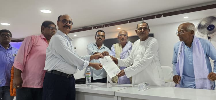 एएलवाई महाविद्यालय को मिला स्थायी प्राचार्य, डॉ हेमंत कुमार का भव्य स्वागत