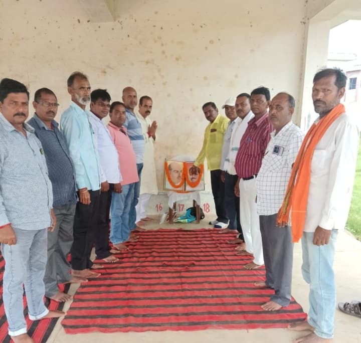 भाजपाइयों ने तिरंगा यात्रा व साफ-सफाई अभियान को बनायी रणनीति