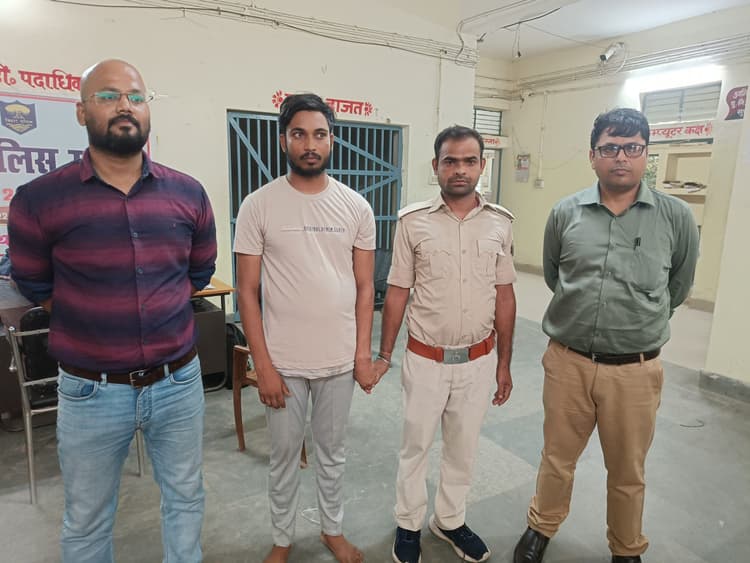 200 रुपये में फर्जी निवास प्रमाण पत्र बनाने वाला दुकानदार गिरफ्तार