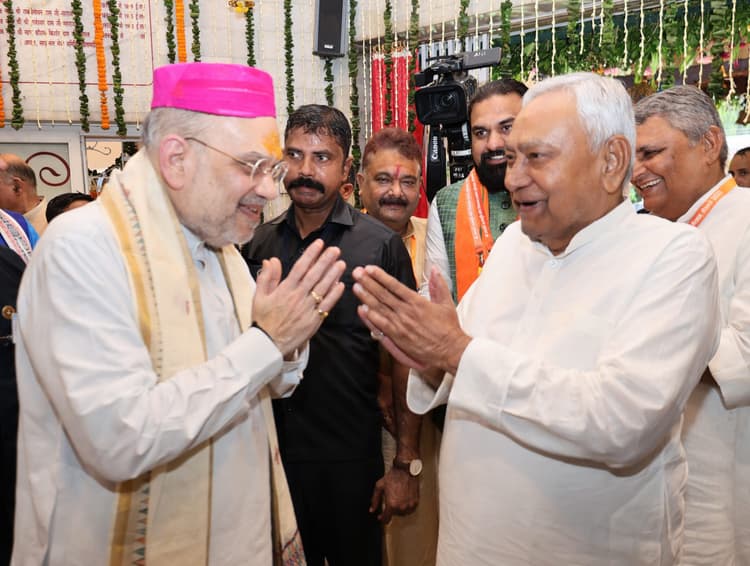 पुनौरा धाम में 67 एकड़ भूमि पर सभी सुविधाएं उपलब्ध करायी जायेंगी : सीएम