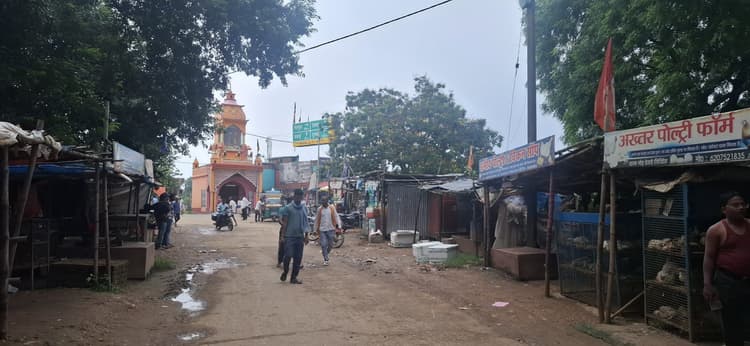 Giridih News : सीओ ने एक सप्ताह में दुकानें हटाने का दिया अल्टीमेटम