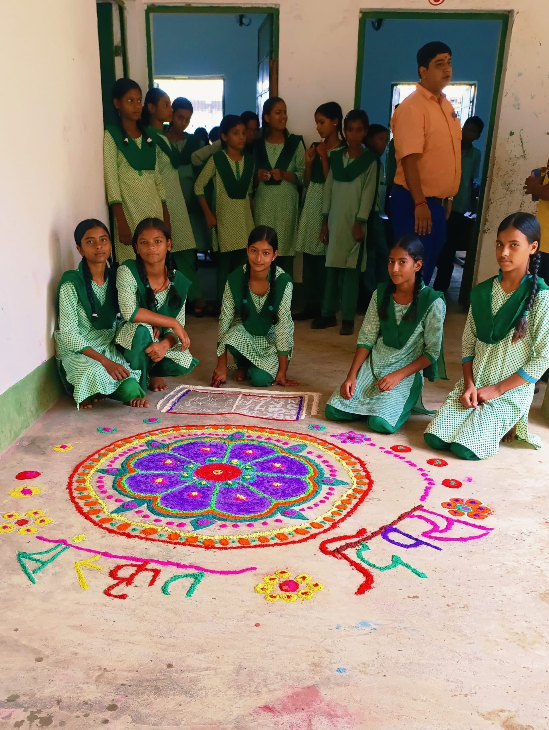 Deoghar news : श्रीश्री मोहनानंद प्लट टू विद्यालय में संस्कृत सप्ताह का समापन