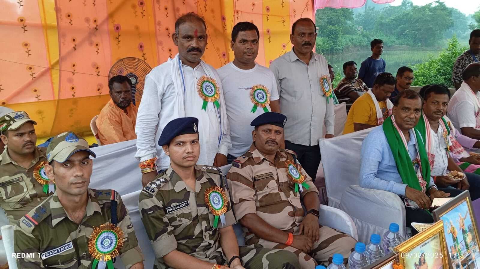 Sports News : रेड डेविल धनबाद बना फुटबॉल टूर्नामेंट का विजेता