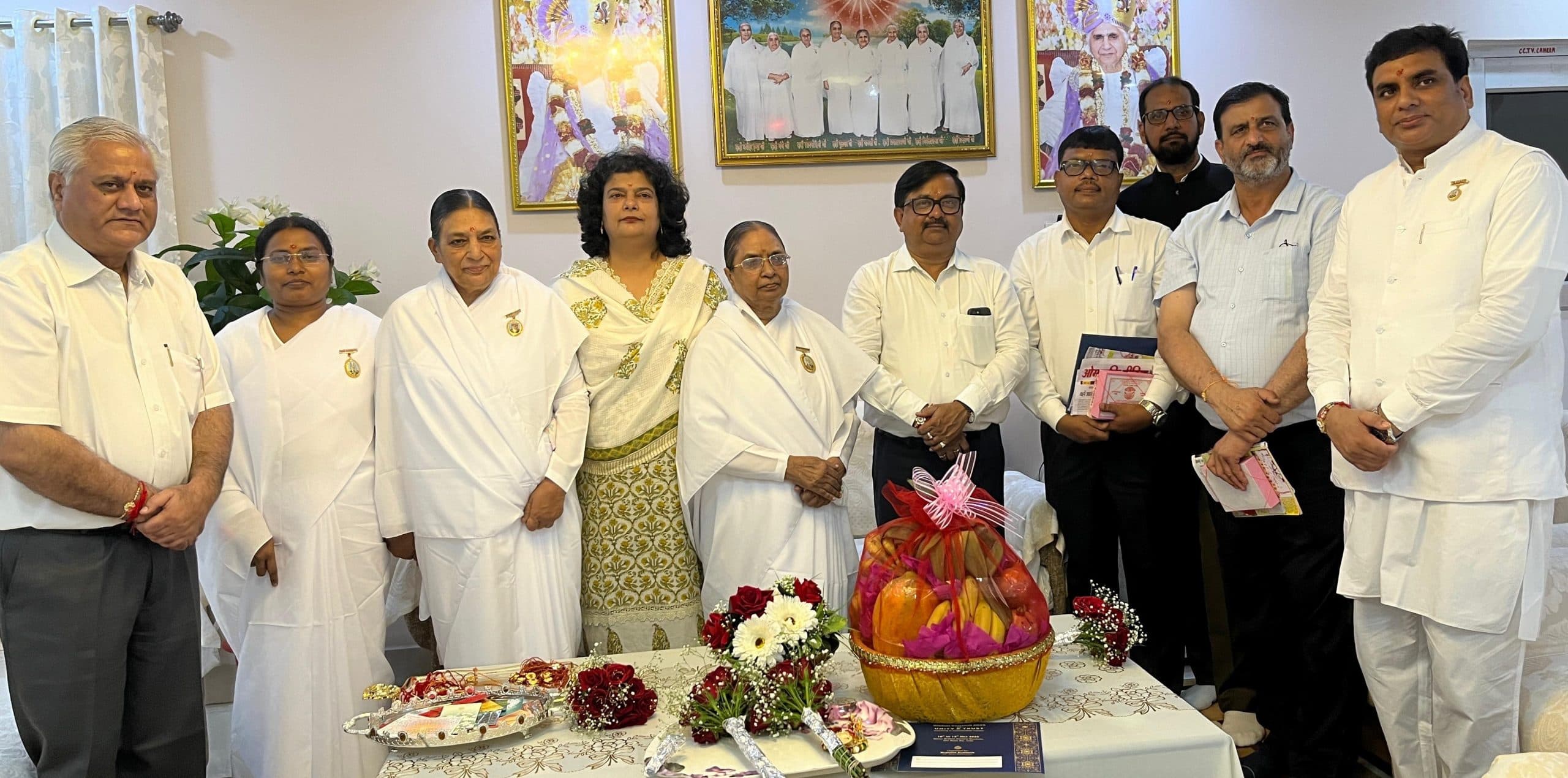 Bokaro News : बहना ने भाई की कलाई पर प्यार बांधा है...