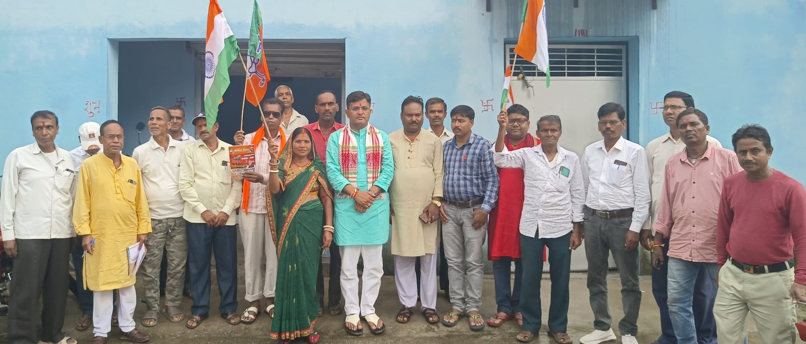 Bokaro News : अपने घरों पर फहराएं तिरंगा : लक्ष्मण