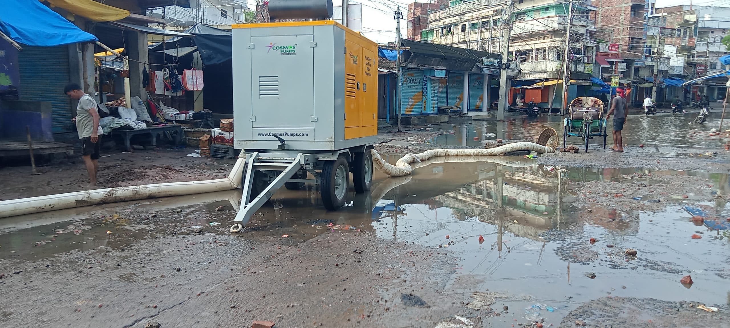 Saran News : सिसवन में सरयू अब भी खतरे के पार, 12 सेंटीमीटर बढ़ा जल स्तर