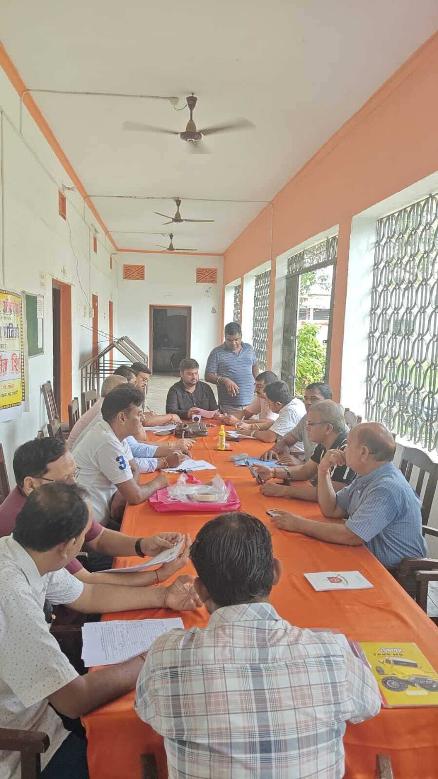 Motihari : ट्रेड लाइसेंस शिविर में नगर निगम को दो लाख राजस्व की प्राप्ति