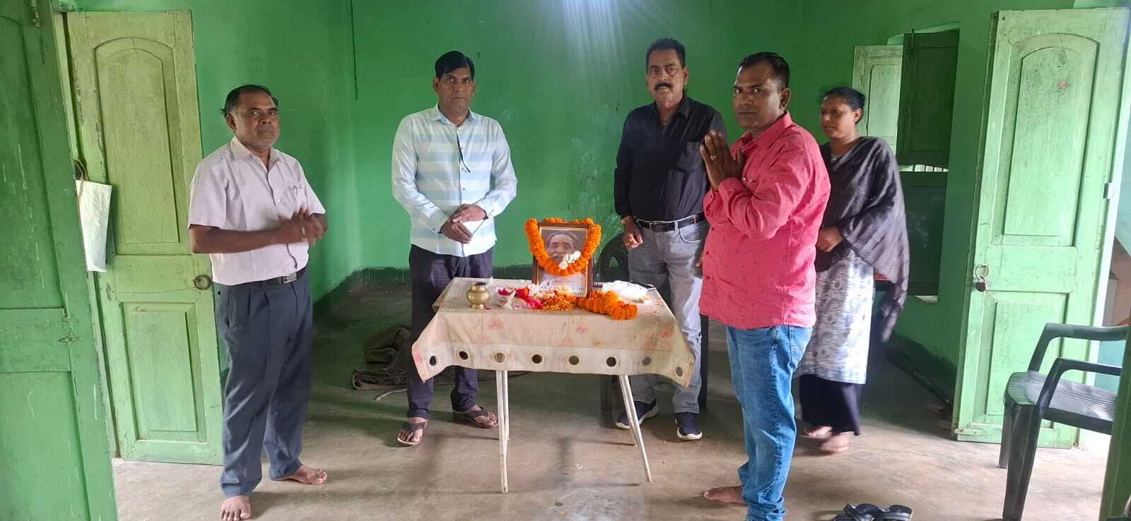 प्राथमिक शिक्षक संघ ने दिशोम गुरु को दी श्रद्धांजलि