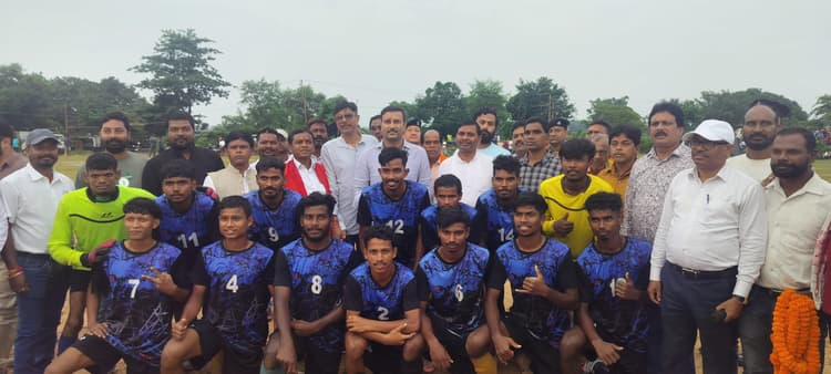 रक्षाबंधन फुटबॉल टूर्नामेंट में अनाया स्पोर्टिंग विजयी