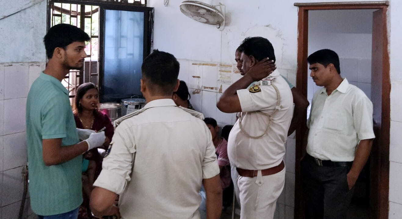 घरेलू विवाद में युवक ने खुद का गला रेता, हालत गंभीर