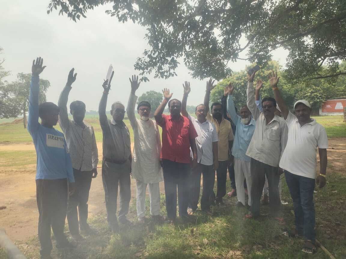 डीलरों ने बैठक कर बनायी आंदोलन की रूपरेखा