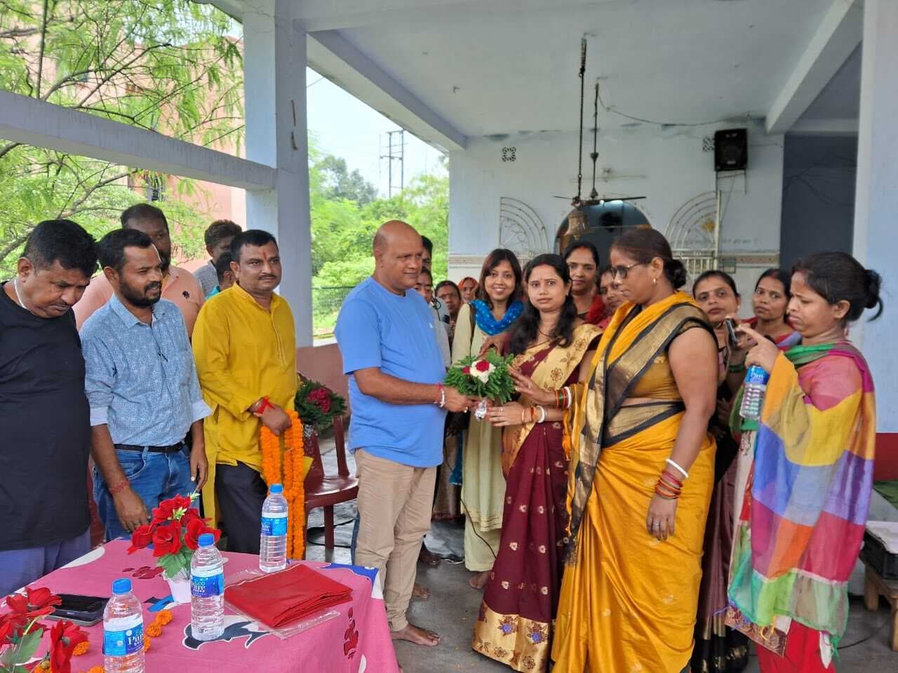 Dhanbad News: विधायक कैजुअल मजदूर संघ की समस्याओं से हुए अवगत