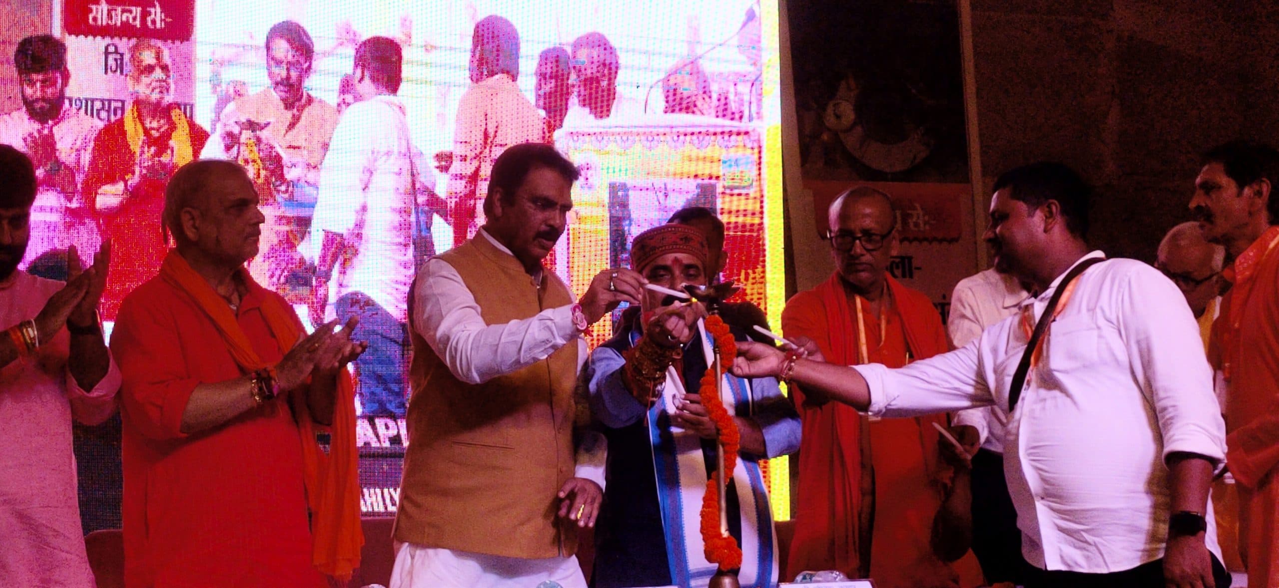 Darbhanga News: नित उठि गौड़ी शिव के मनावथि, करू बिगहा द्वि खेत गे माई...