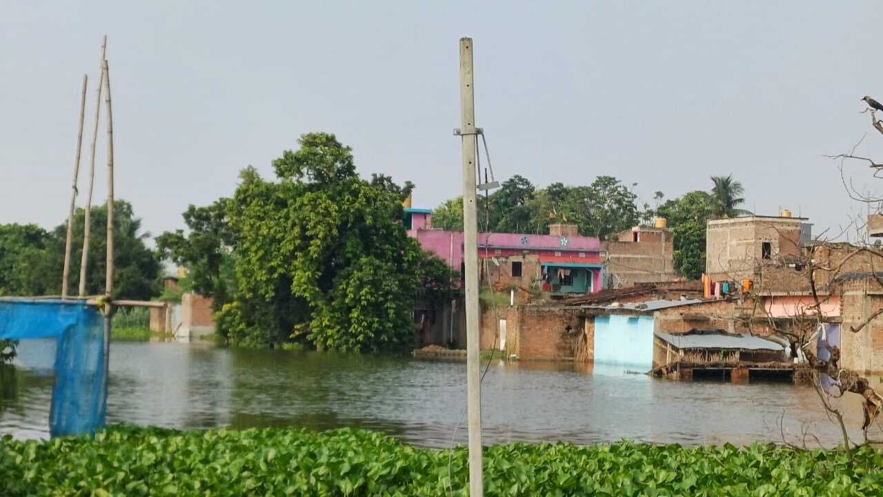 गंगा नदी मुंगेर में डेंजर लेवल से 54 सेमी उपर, बाढ़ की त्रासदी जारी