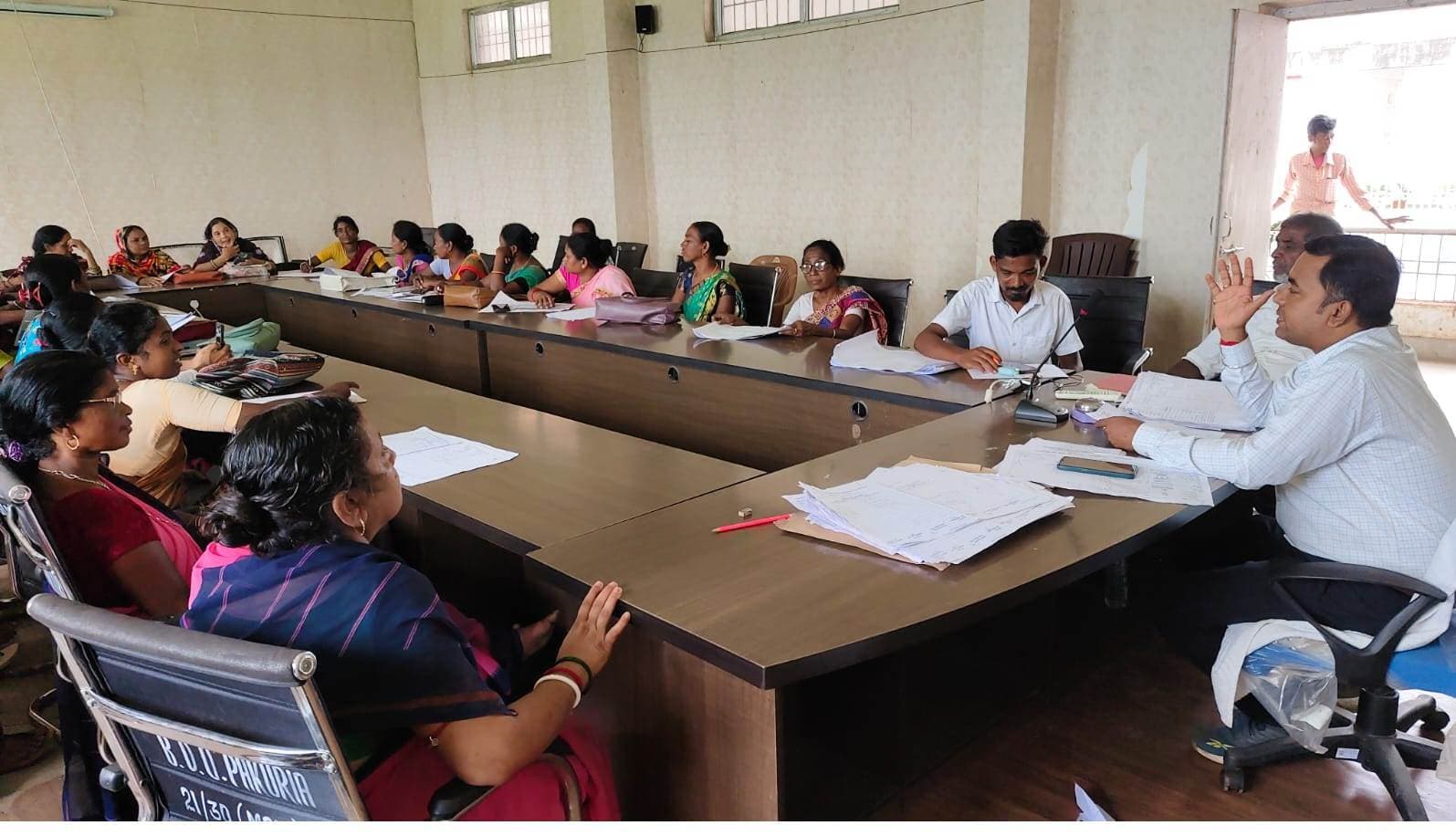 बीएलओ, पर्यवेक्षकों को नजरी नक्शा और दस्तावेज तैयार करने की दी जानकारी