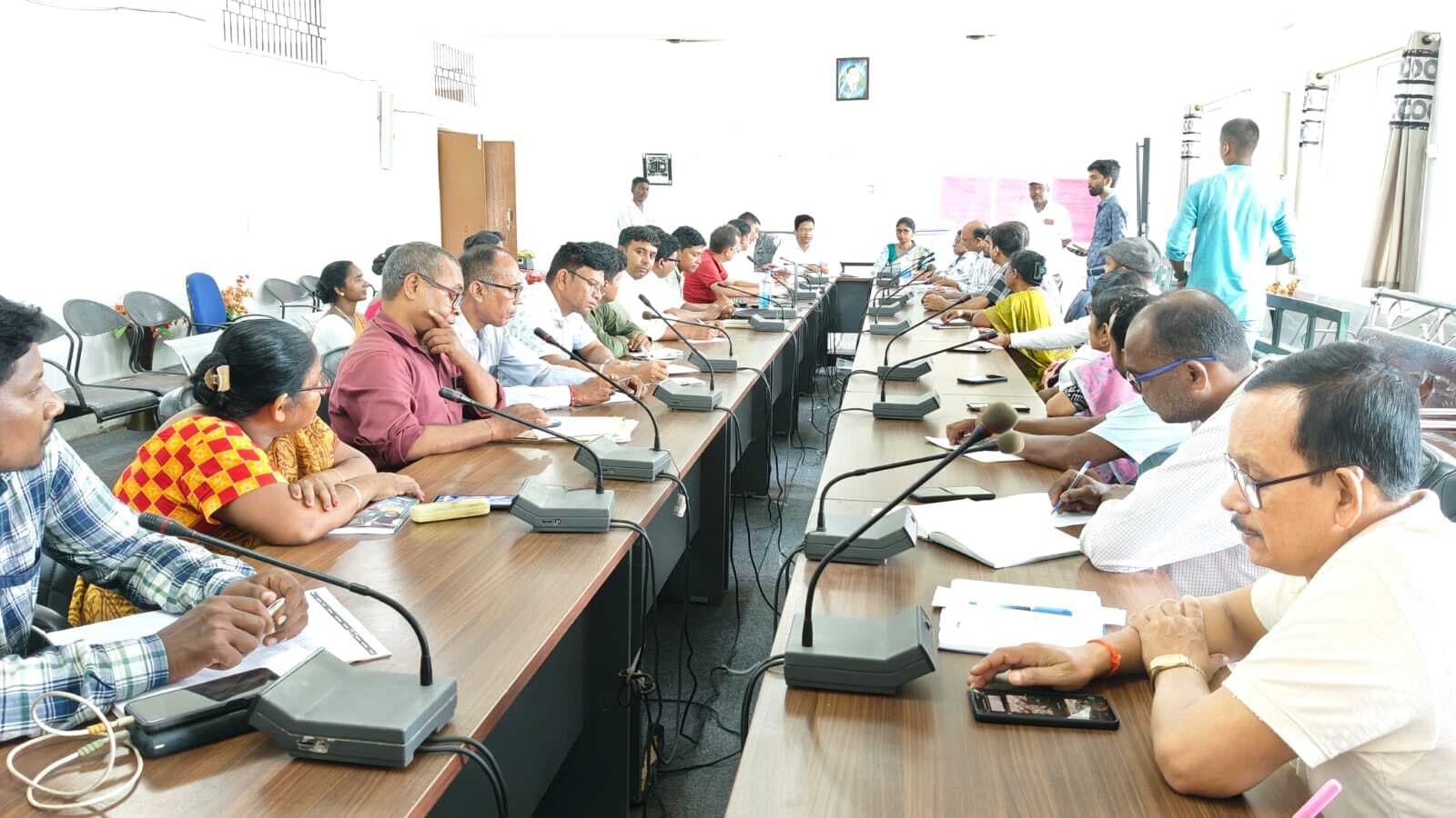 निर्धारित समय पर ही दफ्तरों में होगा झंडोत्तोलन : बीडीओ