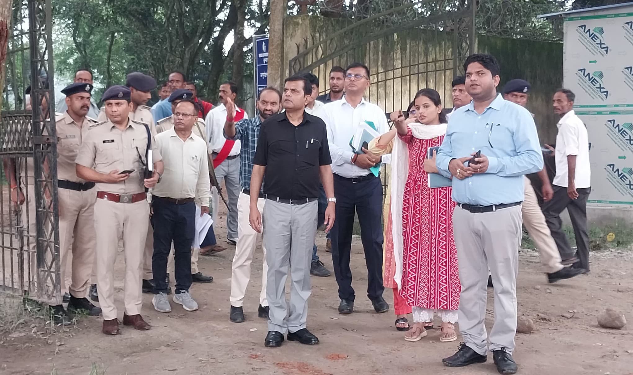 धमदाहा में पुनरीक्षण कार्य की प्रगति असंतोषजनक, आयुक्त ने तेजी लाने का दिया निर्देश