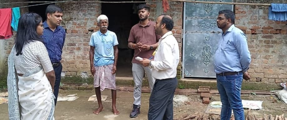 नकारात्मक कार्यशैली पर डीडीसी ने पंचायत सचिव को फटकारा