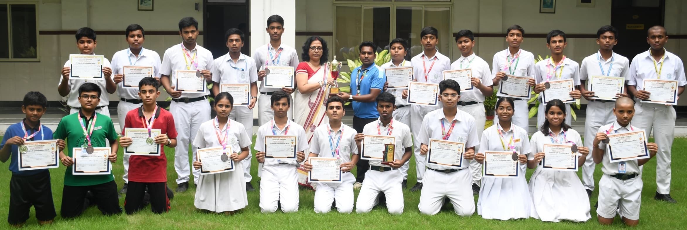 Bokaro News : गतका प्रतियोगिता में डीपीएस चास ने जीते 15 पदक