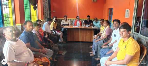 भाजपाइयों की बैठक में तिरंगा यात्रा को सफल बनाने पर हुई चर्चा