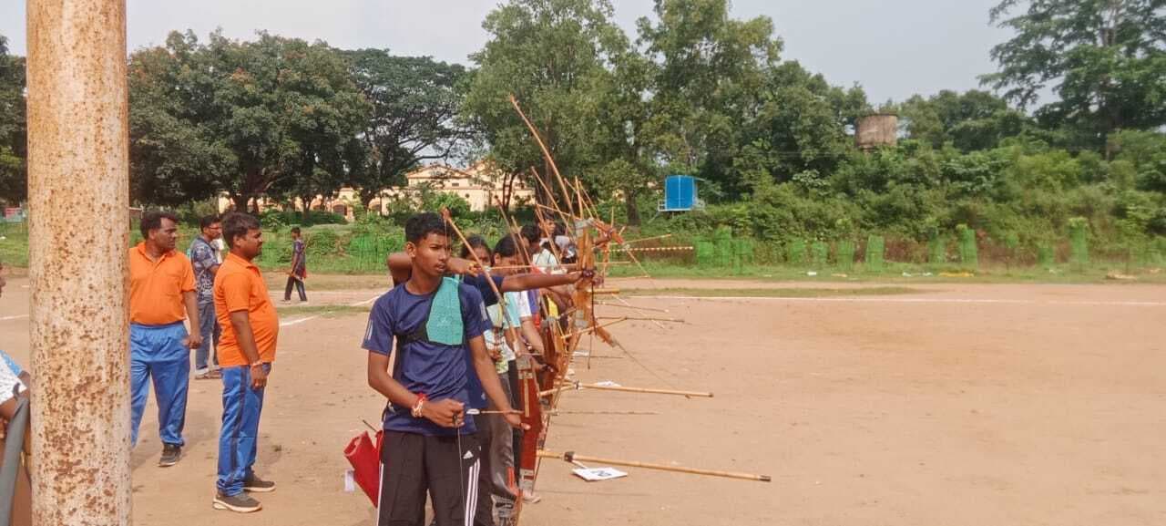 archery tournament: प्रगति सरस्वती शिशु विद्या मंदिर के आकाश महतो चैंपियन