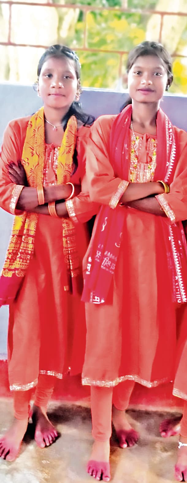 Chaibasa News : चक्रधरपुर के वार्ड -19 से दो नाबालिग छात्राएं हुईं लापता