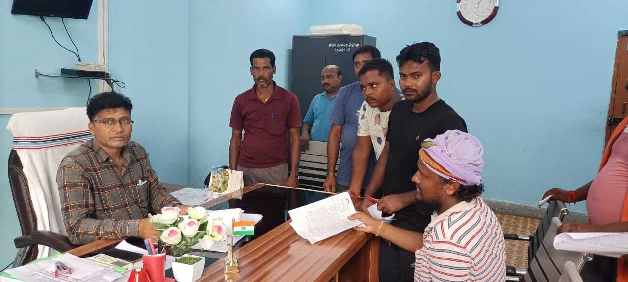 तालाब के अतिरिक्त जल निकासी की हो सुूविधा : ग्रामीण