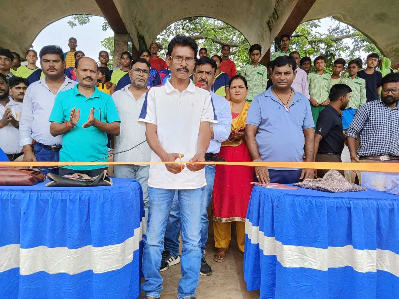 प्रखंडस्तरीय खेल प्रतियोगिता में दिखी छात्र-छात्राओं की प्रतिभा