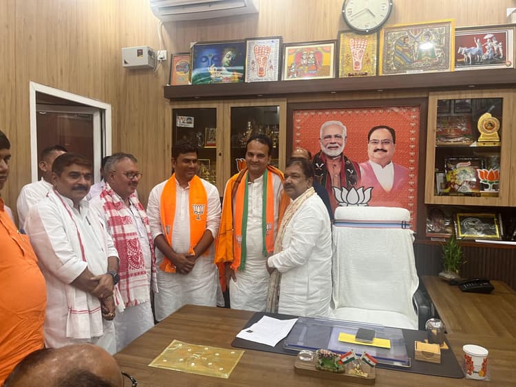 बरौली में विस चुनाव से पहले जन सुराज को झटका, दो बड़े नेता बीजेपी में शामिल