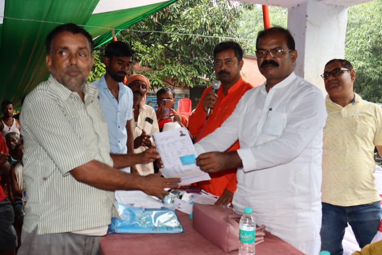 Samastipur News:सरकार गरीबों के प्रति संवेदनशील : पूर्व विधायक