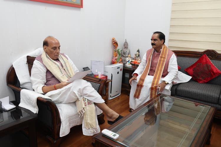 Darbhanga News: एयरफोर्स स्टेशन का होगा कायाकल्प, सौ करोड़ से अधिक की योजना का रक्षा मंत्री करेंगे उद्घाटन व शिलान्यास