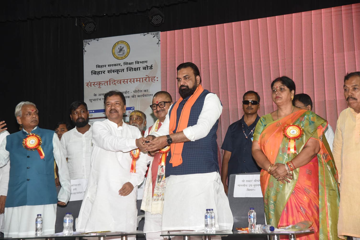 संस्कृत के विकास से संस्कृति होगी समृद्ध, स्कूलों को मॉडल बनाने में पैसा देगी सरकार : डिप्टी सीएम