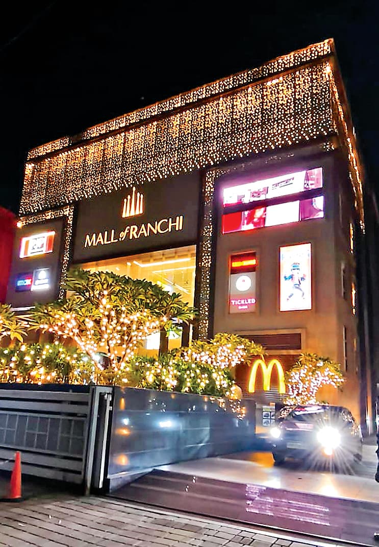 Ranchi News : मॉल ऑफ रांची की वर्षगांठ आज, कार समेत जीत सकते हैं कई बंपर इनाम