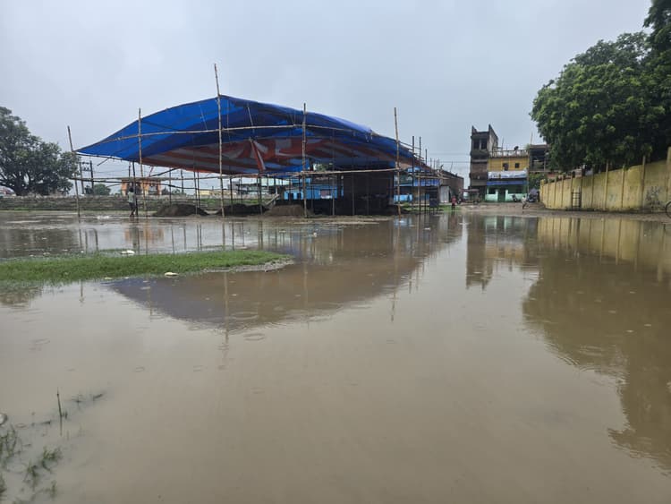 मूसलाधार बारिश ने 216 फीट कांवर स्वागत की तैयारियों पर फेरा पानी