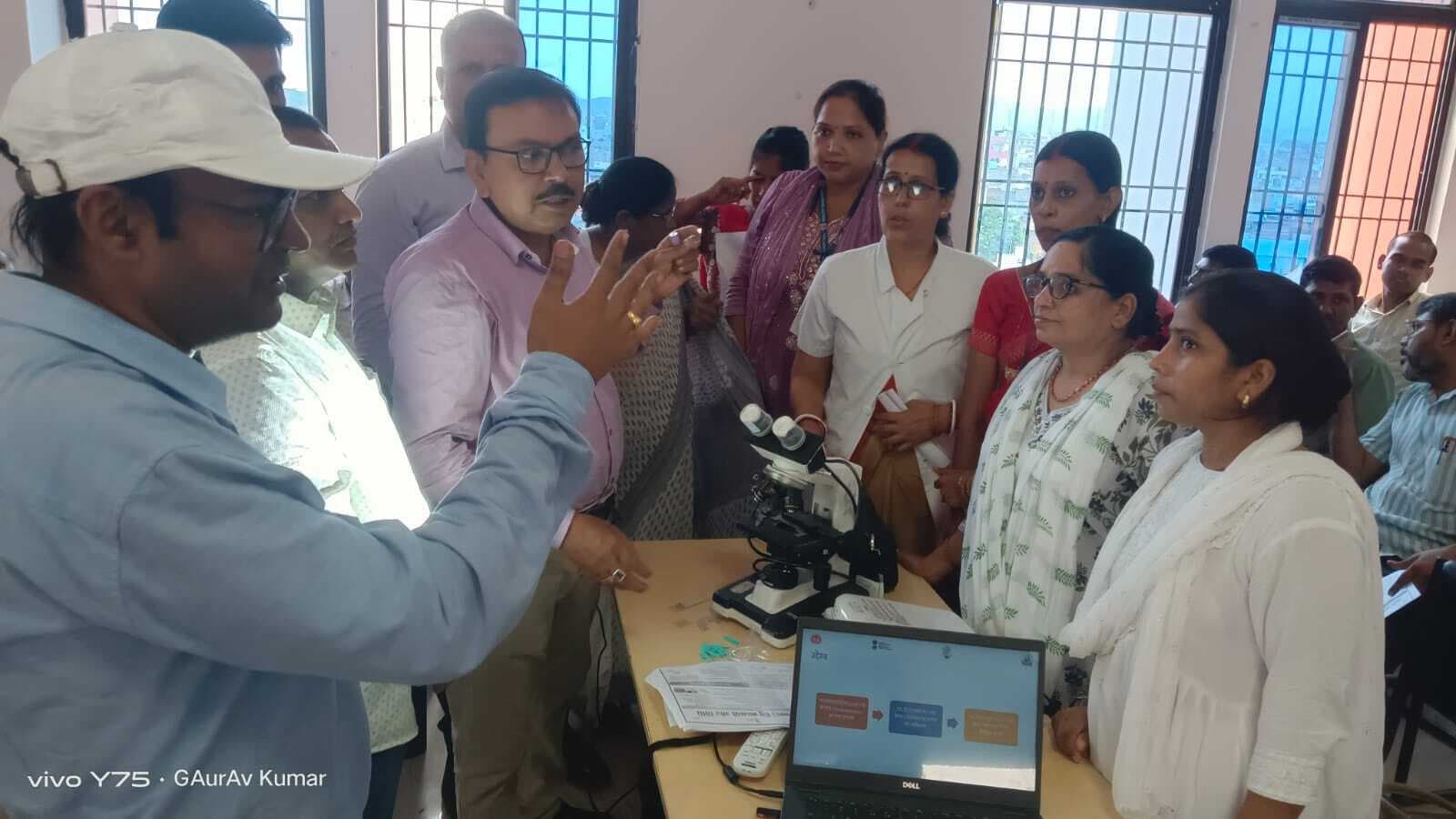 20 अगस्त से  जिले में शुरू होगी नाइट ब्लड सर्वे, लैब टेक्नीशियन को मिला प्रशिक्षण