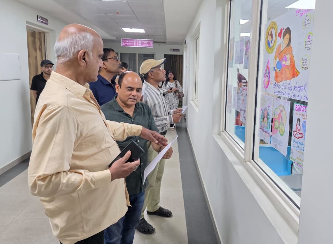 जीएमसीएच में आयोजित पोस्टर प्रतियोगिता में शाक्षी को मिला प्रथम स्थान