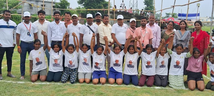 मशाल खेल प्रतियोगिता के तीसरे दिन कबड्डी में निर्मली व सुपौल ने मारी बाजी