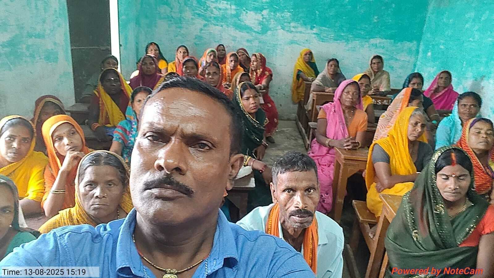 रसोइया को दी गयी शुद्धता के साथ भोजन बनाने की ट्रेनिंग