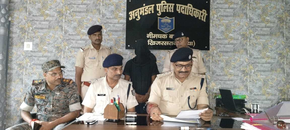 फरार टिंकू सिंह गिरफ्तार, आर्म्स एक्ट और रंगदारी के मामलों में कार्रवाई