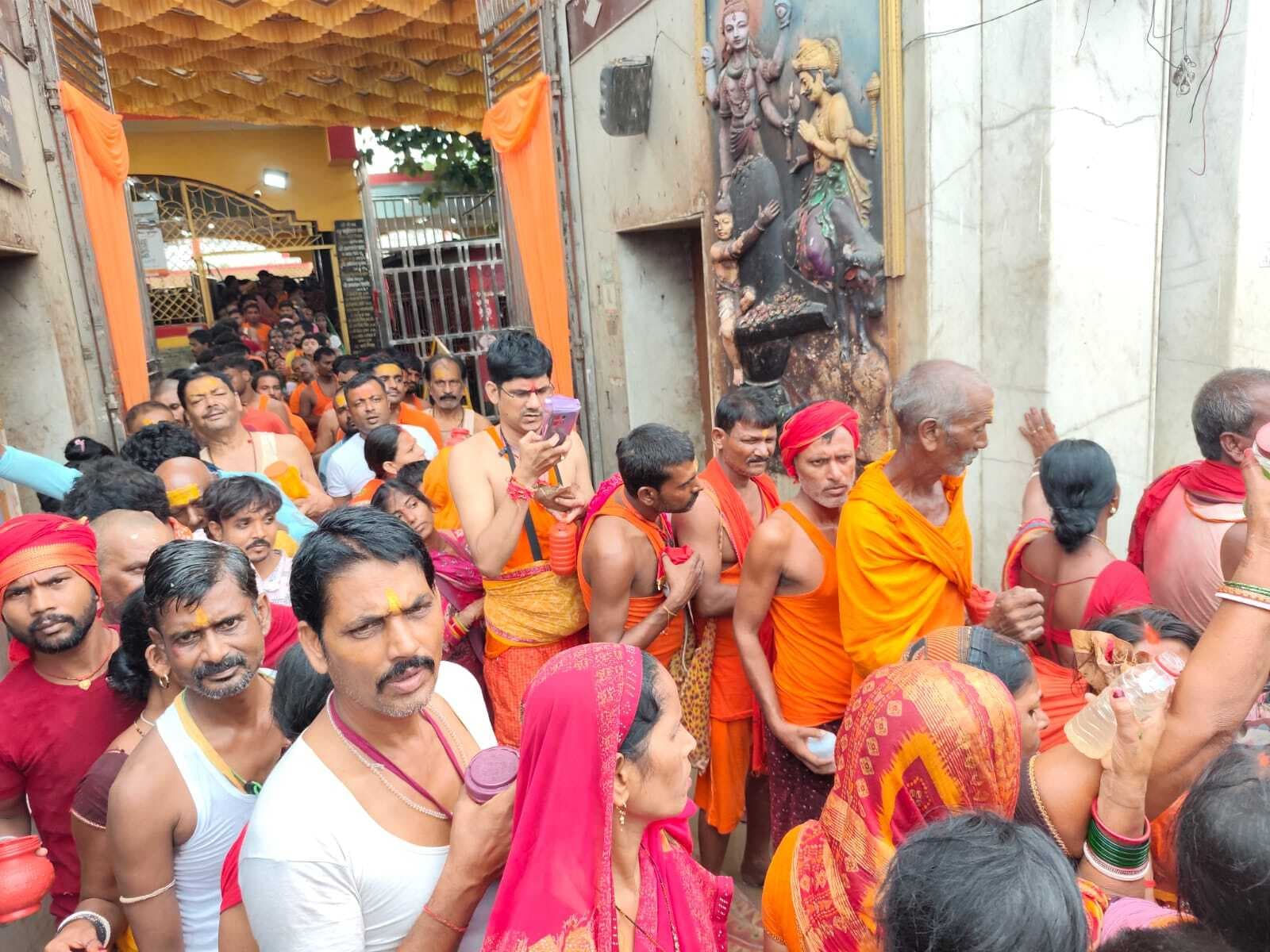 भादो मेला के चौथे दिन 58 हजार कांवरियों ने की स्पर्श पूजा