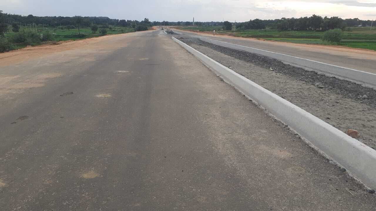 Deoghar news : भू-अर्जन में देरी से देवघर रिंग रोड का काम लटका, 30 फीसदी मुआवजे का भी भुगतान नहीं