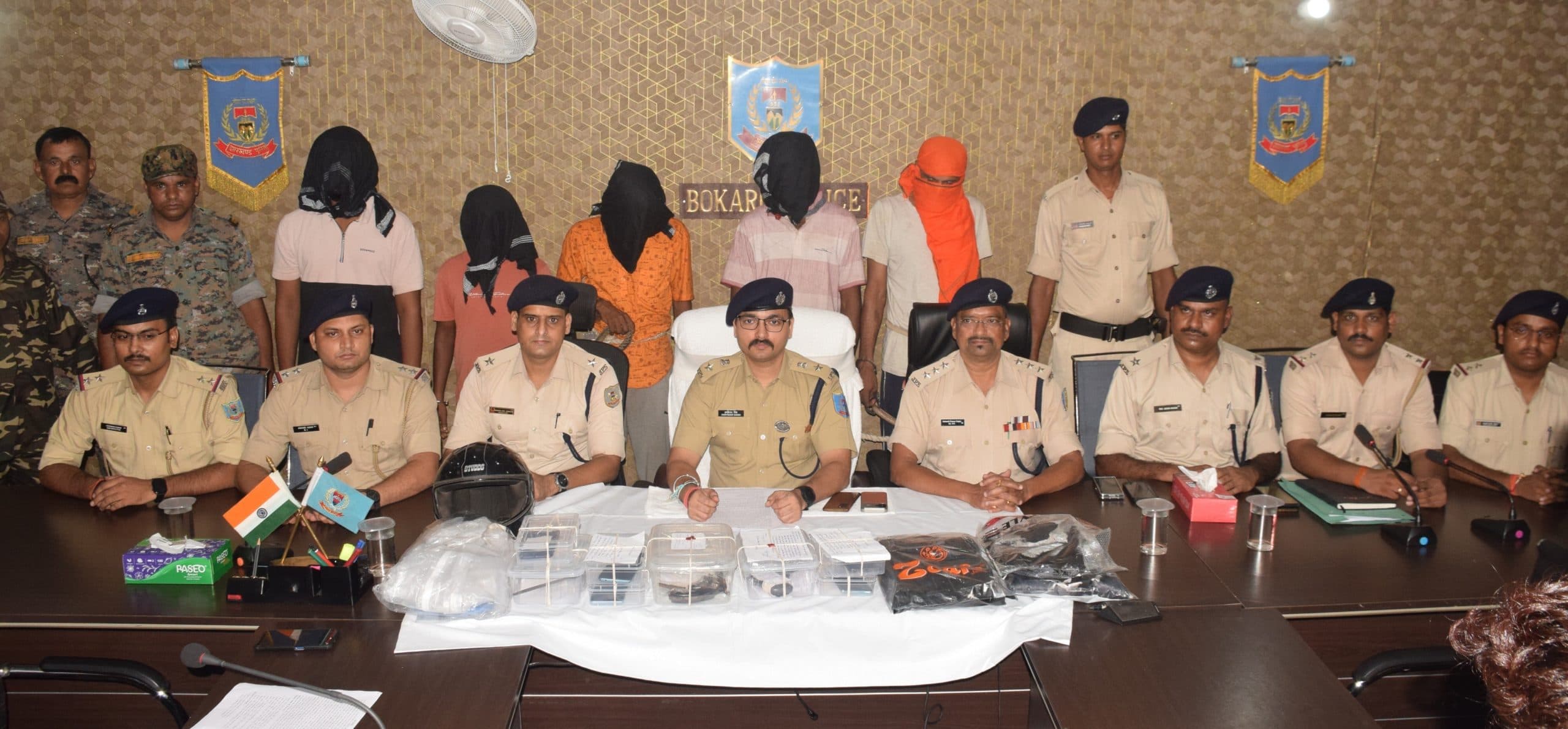 Bokaro News : कटप्पा गिरोह के सरगना समेत पांच अपराधी गिरफ्तार, हथियार बरामद