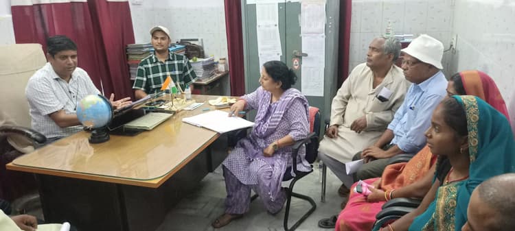 Madhubani News : रोगी कल्याण समिति की हुई बैठक