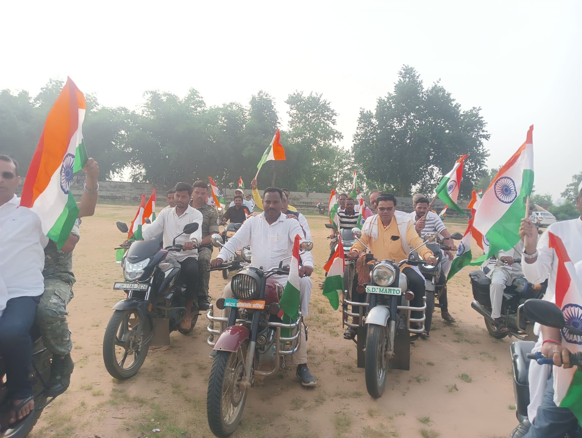 Giridih News :भारत माता के जयकारा से गूंजा सरिया